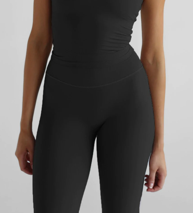 The Perfect Leggings Don't Exis– - Leelo Active