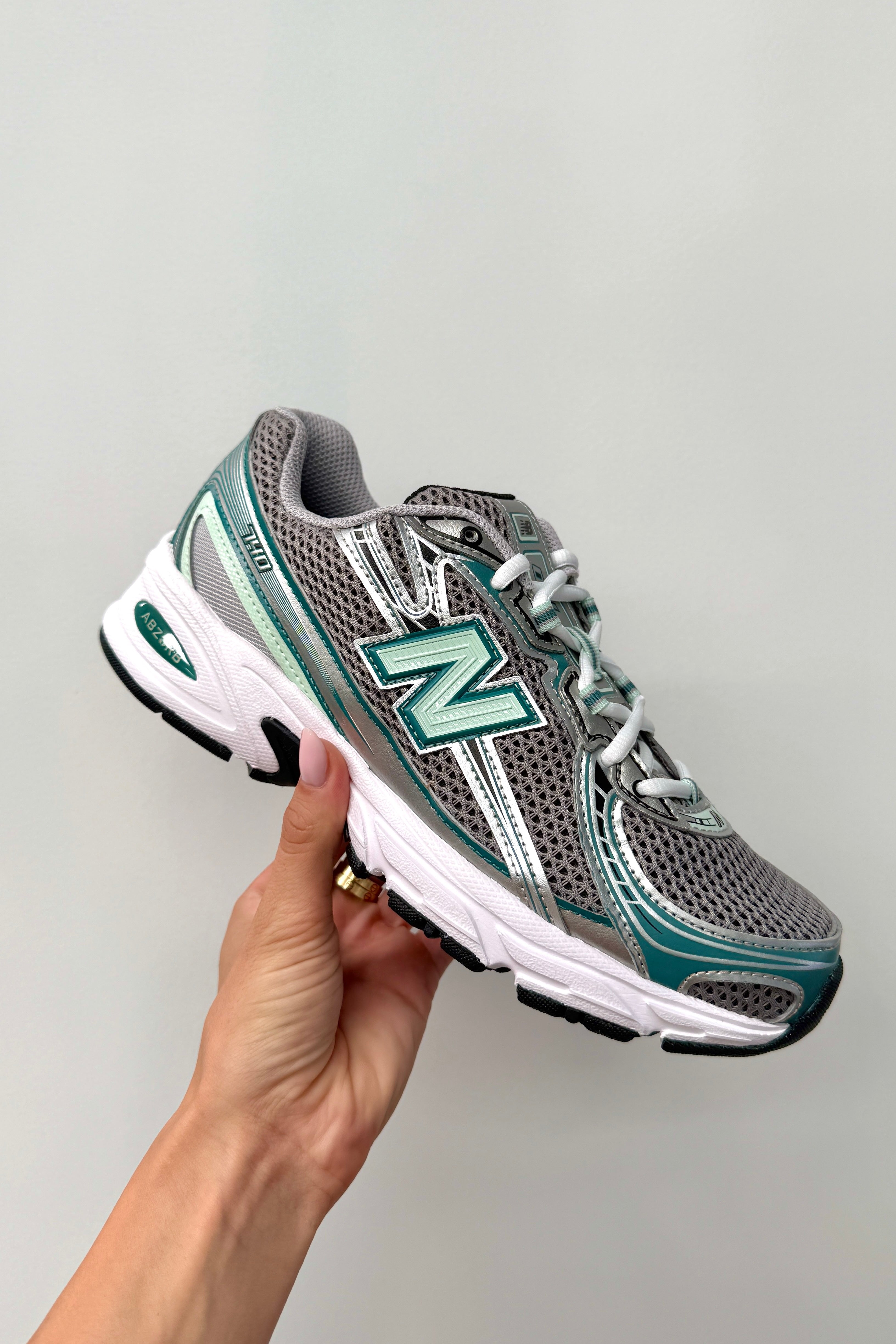 ★New Balance★ NBPDFS407J U740NC2 GREEN NBPDFS407J_40 Buy New Balance 740 U740NC2 - NOIRFONCE