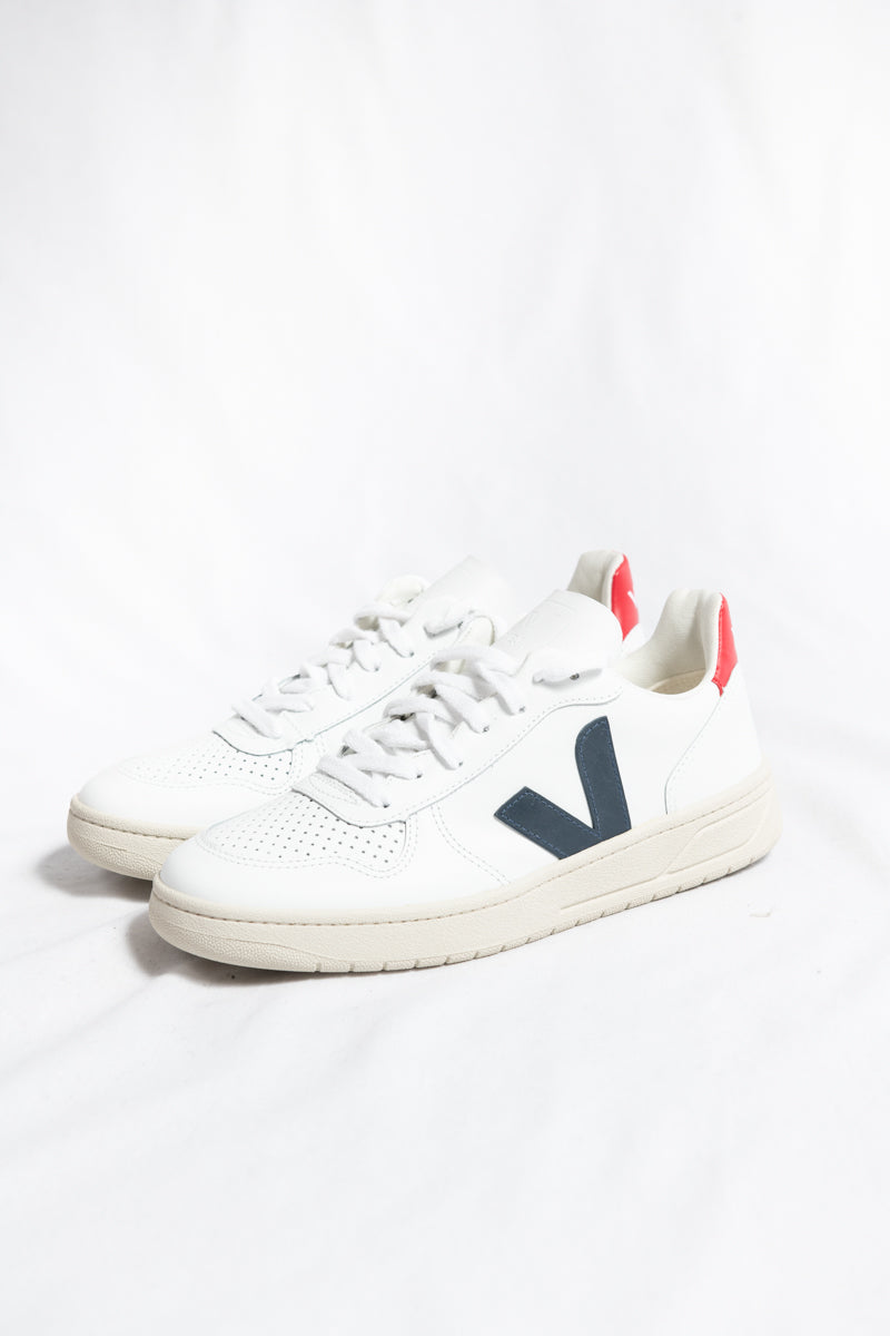 Veja V10 Leather Extra White Sneaker– HyperLuxe Activewear